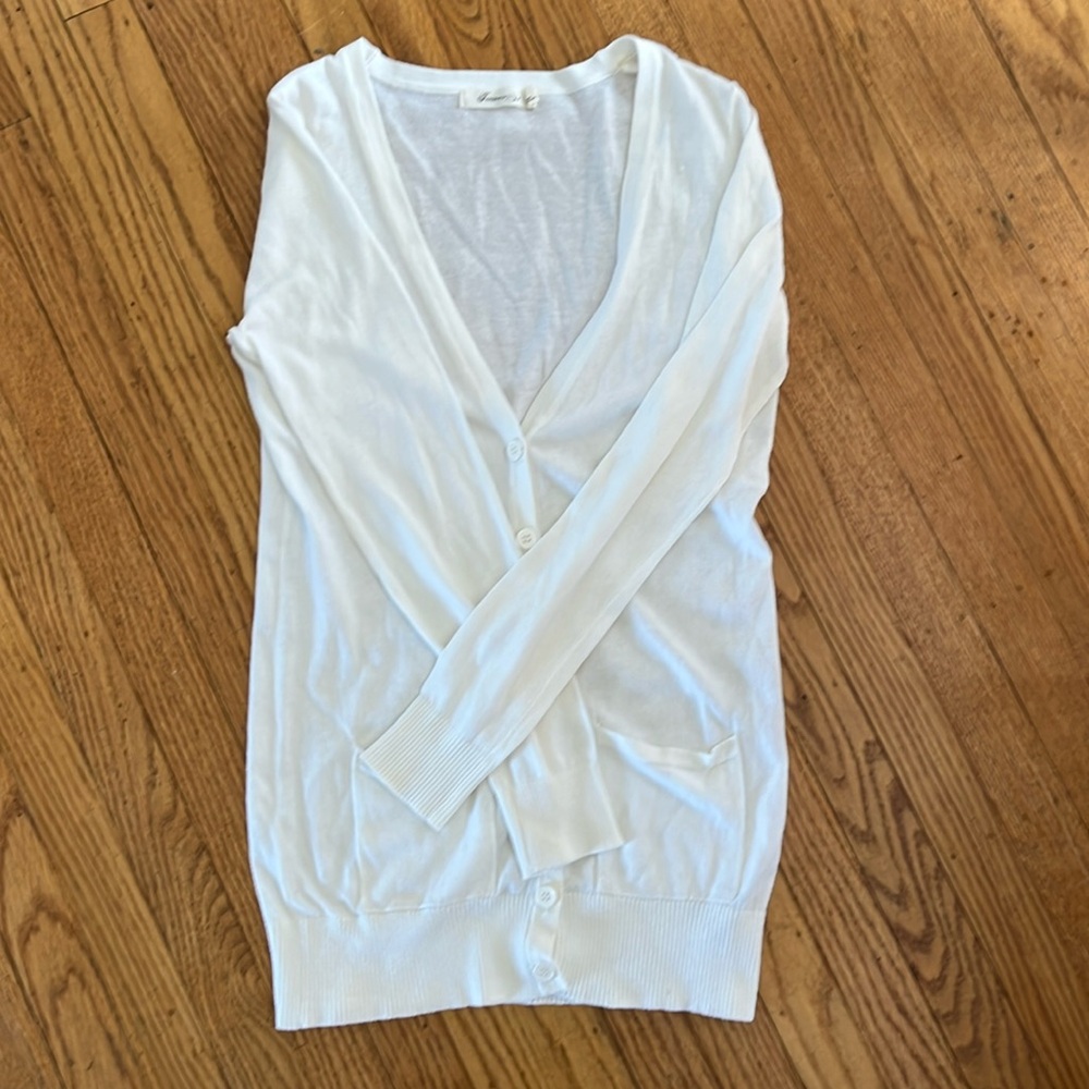 ⭐️(3 for $15) White Cardigan